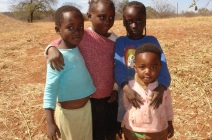 Some children who will benefit from the food aid